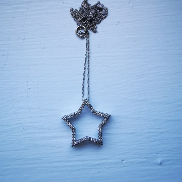 Charm Diamond Necklaces - Picture 4 of 5